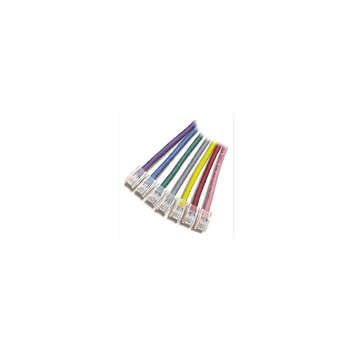 Sieben verschiedenfarbige Netzwerkkabel nebeneinander. Jedes Kabel hat einen transparenten RJ45-Stecker.