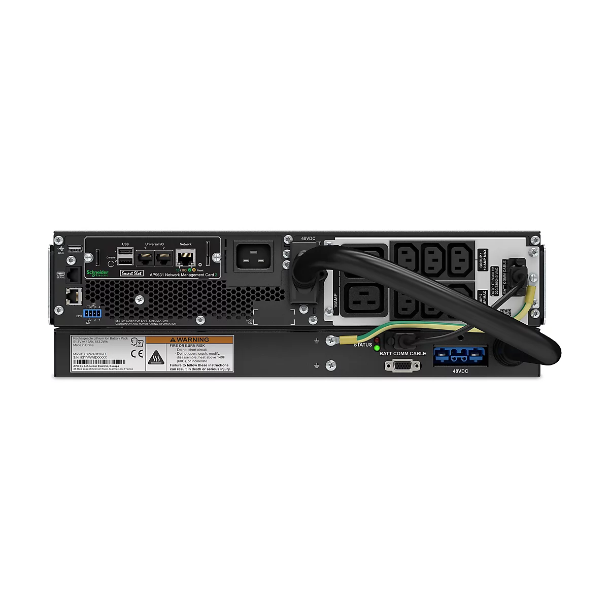 Schwarzes Gerät mit Anschlüssen und Kabeln, einschließlich USB, Ethernet und Stromanschlüssen. Beschriftungen zeigen "Smart Slot" und "48VDC".
