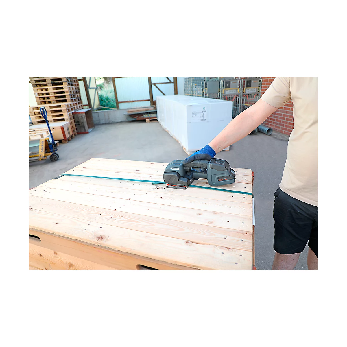 Appareil de cerclage par accu Banholzer et Wenz BXT4-19, pour feuillards PP/PET de L 16-19 mm et épaisseur 0,8-1,30 mm, force de traction jusqu'à 4500 N, 5 modes, noir