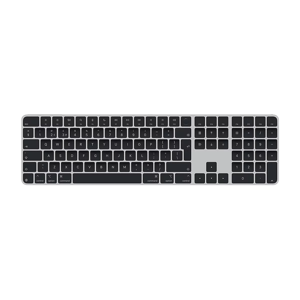 Eine draufsicht auf eine silberne Apple Magic Keyboard Tastatur mit schwarzen Tasten. Alle Tasten sind beschriftet, einschließlich der Funktionstasten.