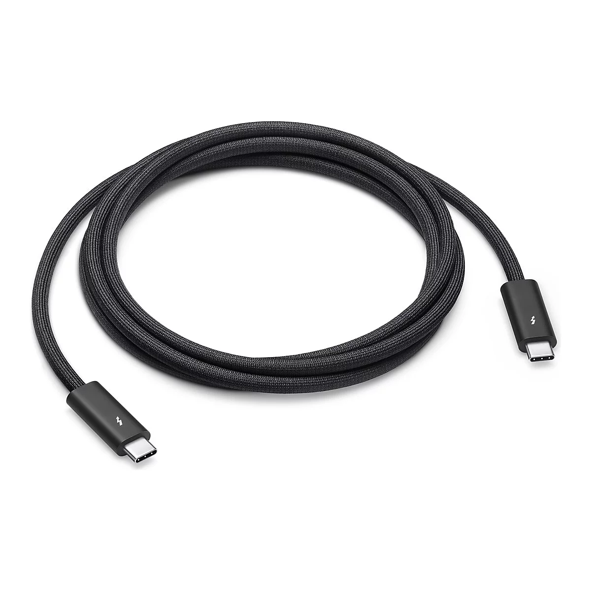 Un câble USB-C noir tressé en forme circulaire, avec des connecteurs aux deux extrémités.