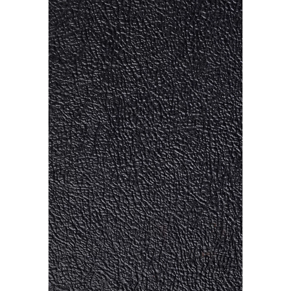 Nahaufnahme einer schwarzen, genarbten Textur, die an Leder oder strukturierten Kunststoff erinnert.