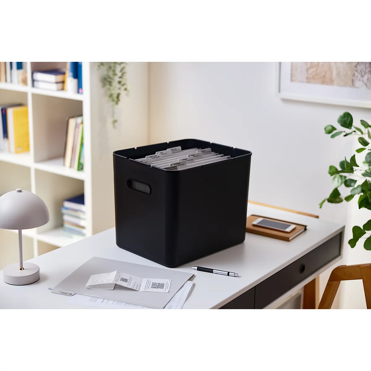 Archivbox Rotho My Paper, stapelbar, bis 23 kg, 10 Hängemappen, abnehmbarer Deckel, Grifflöcher, L 370 x B 290 x H 295 mm, Recycling-Kunststoff, schwarz