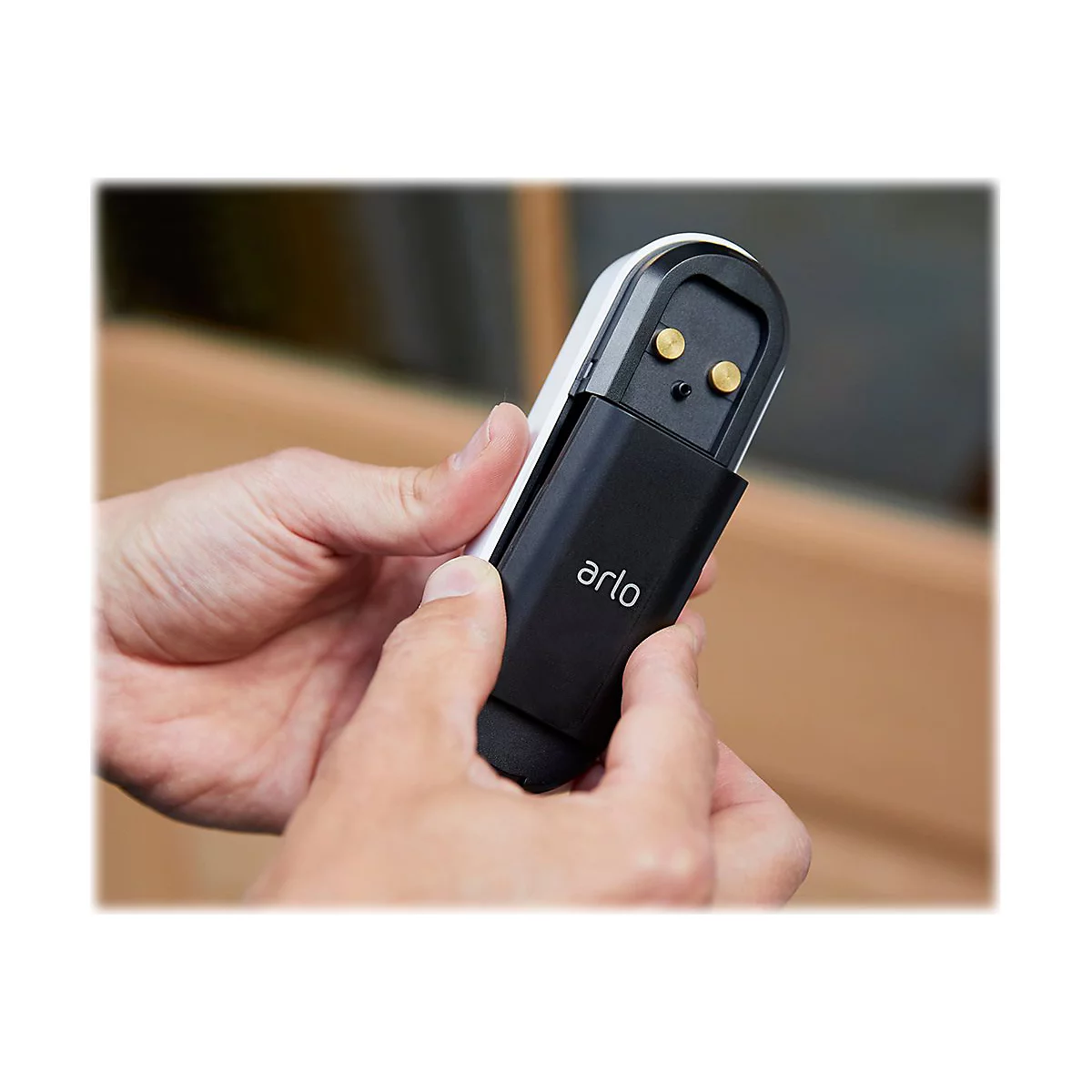 Arlo Pro 3 Wire-Free Security Camera System - Gateway + Kamera(s) - drahtlos (802.11b, 802.11g, 802.11n) - 4 Kamera(s) - Schwarz