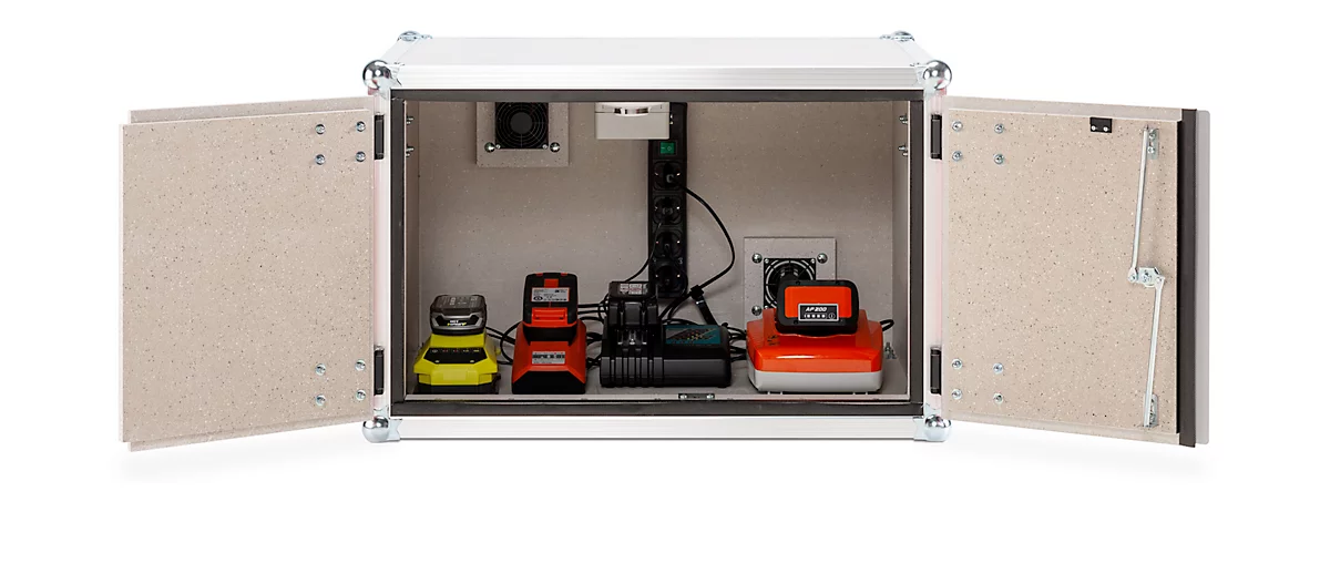 Armario de carga de baterías CEMO Premium, resistencia al fuego F60, enchufe cuádruple 3500 W, alarma, interruptor de desconexión, detector de humos, ventilación, An 800 x Pr 660 x Al 520 mm