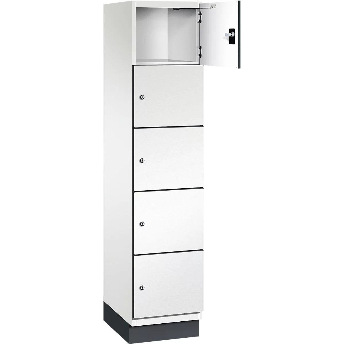 Armoire blanche et haute avec 4 compartiments et une porte supérieure ouverte. Chaque compartiment a une serrure ronde. La partie inférieure est grise.