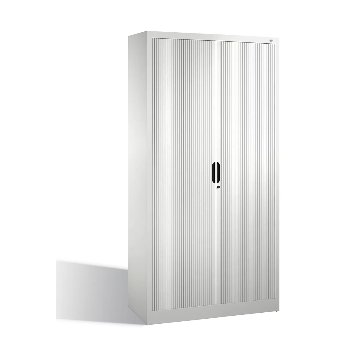 Armoire en acier blanc rainuré. Poignée et serrure noires.