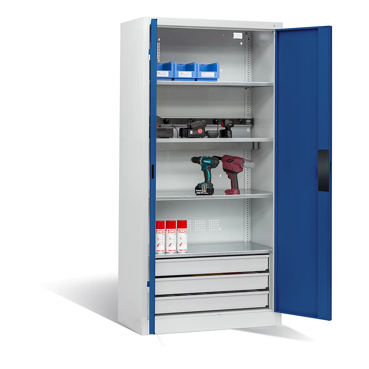 Armoire de charge sur batterie Basic de C+P avec portes en tôle pleine, H 1950 x L 930 x P 500 mm, gris clair/bleu gentiane