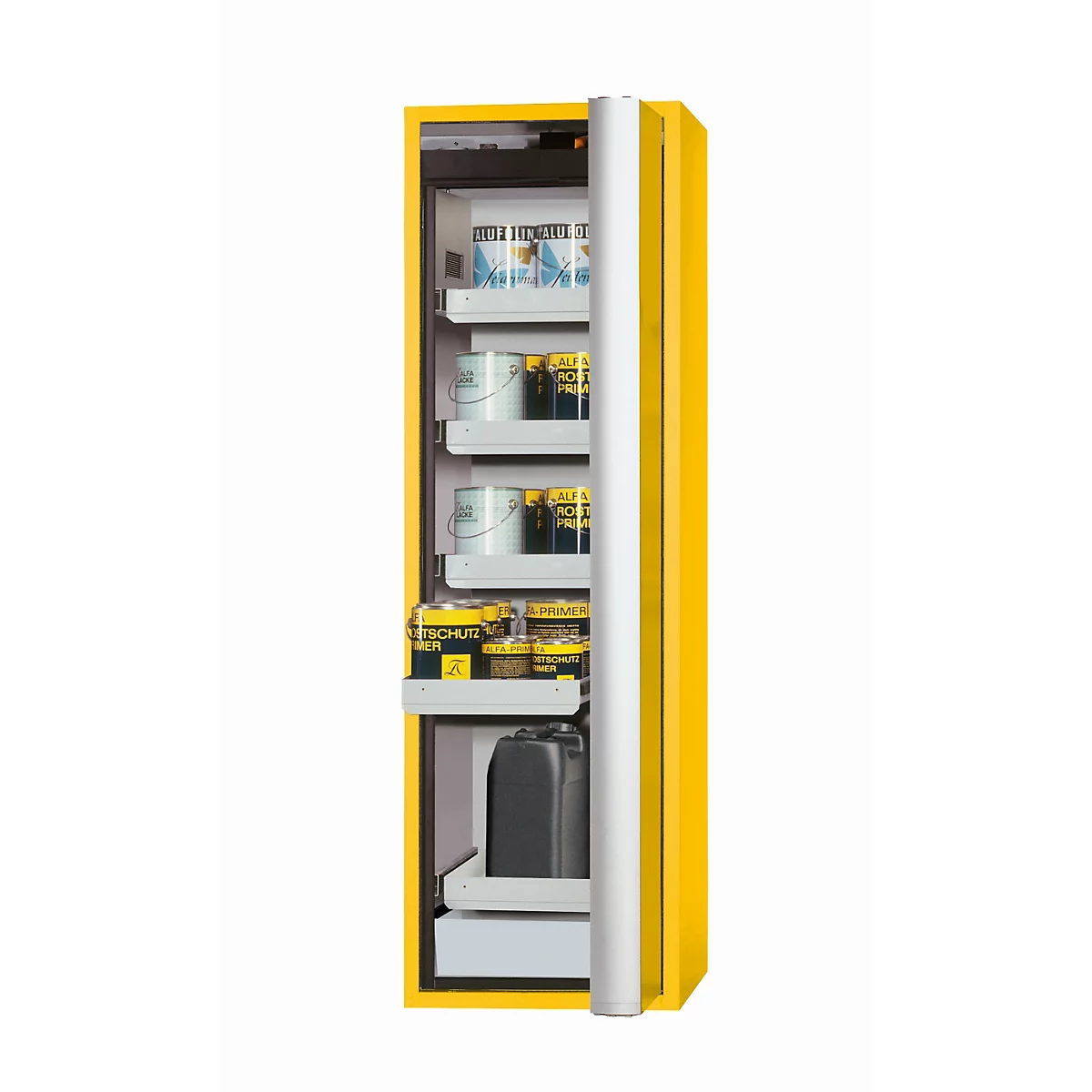 Armoire jaune avec porte entrouverte. À l'intérieur, des pots de peinture et des bidons. L'armoire est posée sur un fond blanc.