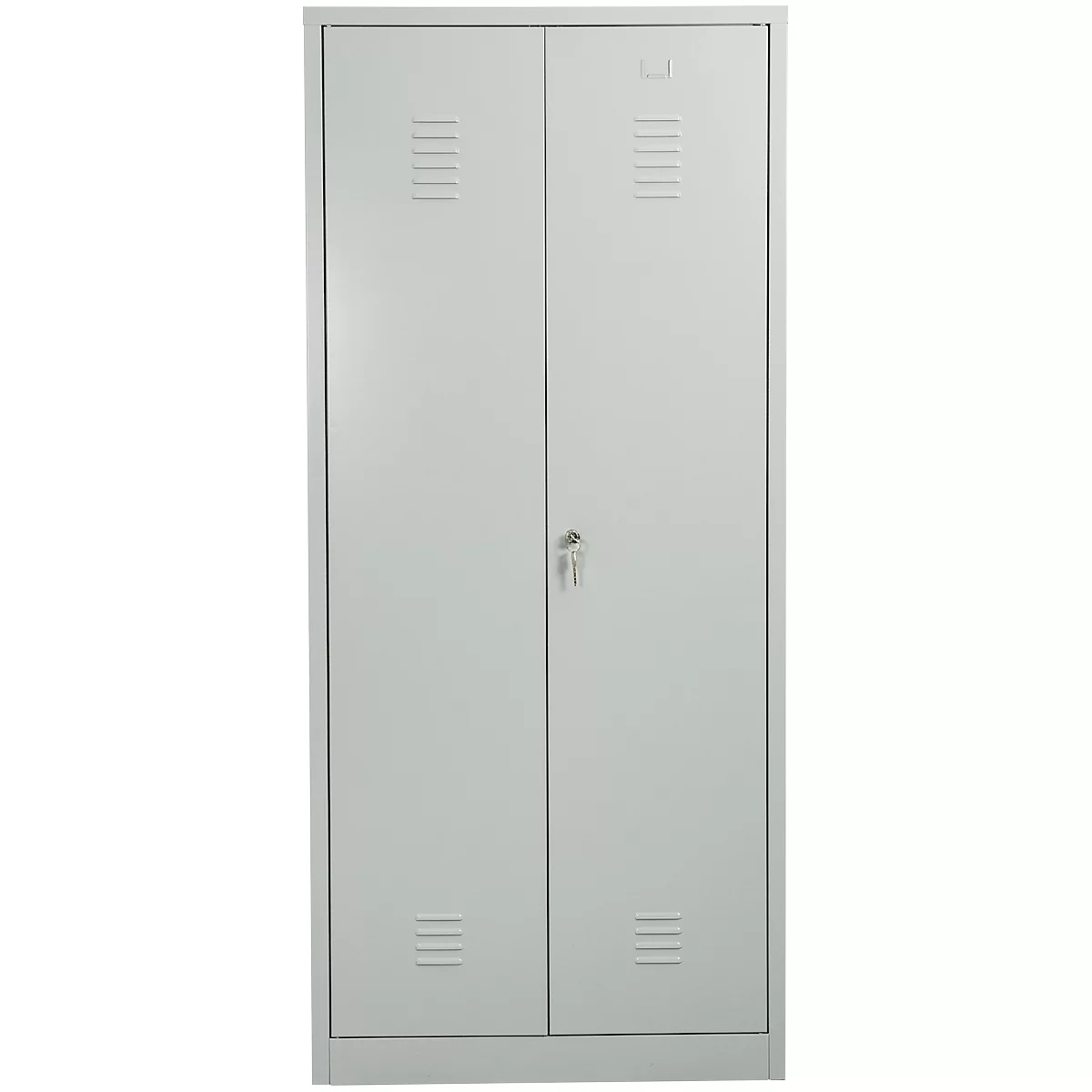 Armoire grise et haute avec deux portes, fentes d'aération et trou de serrure.