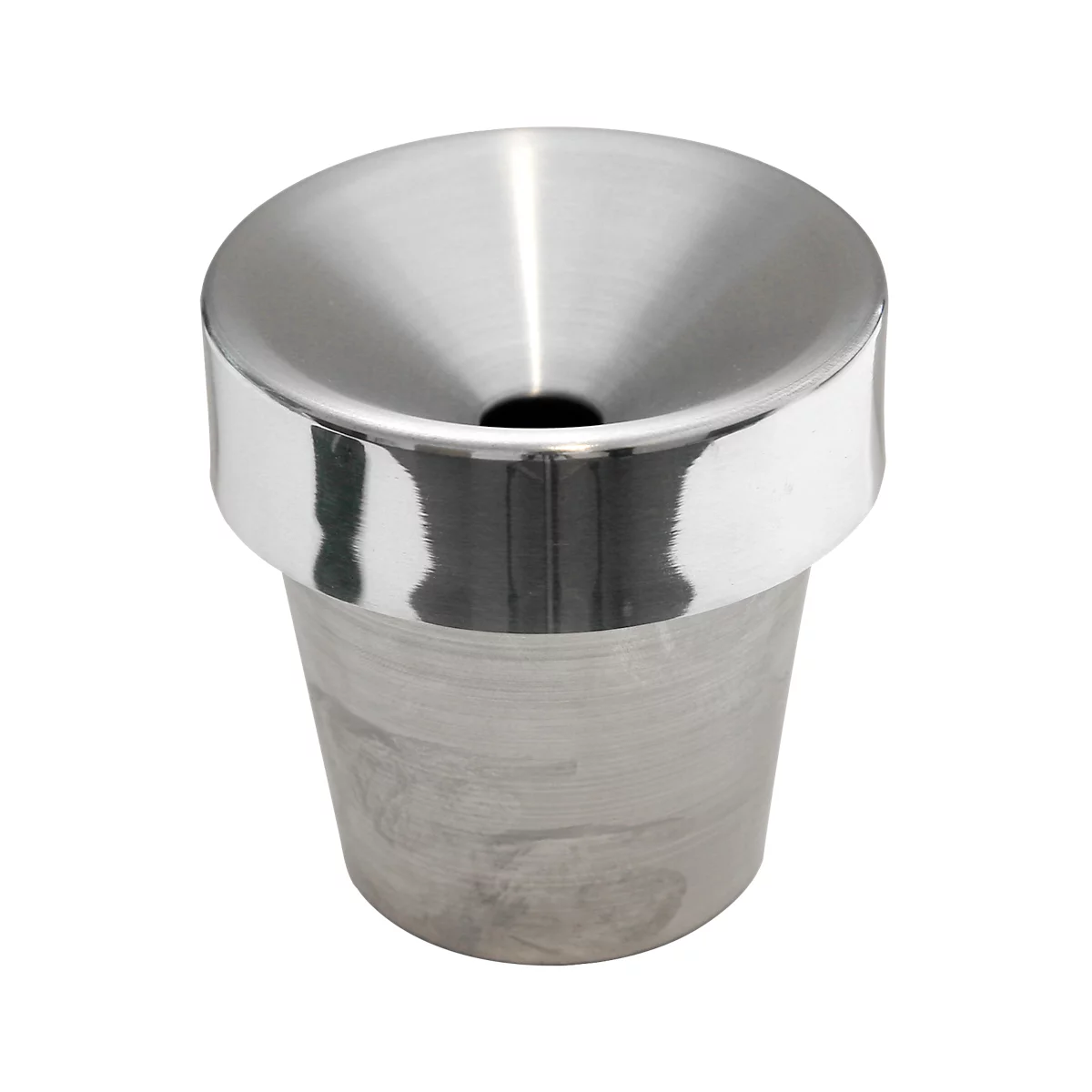 Metalltrichter mit glänzender Oberfläche. Oberer Rand mit glänzendem Ring, darunter kegelförmiger Körper.