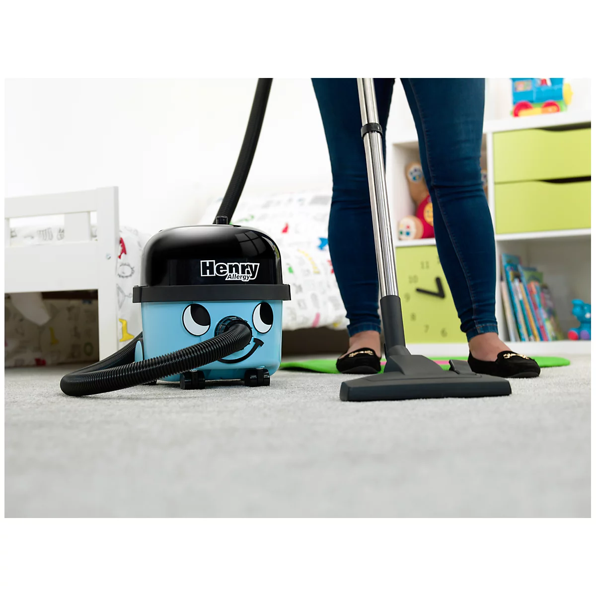 Aspirateur HENRY Allergy, 620 W, filtre en 3 étapes, volume 6 L, avec support à accessoires