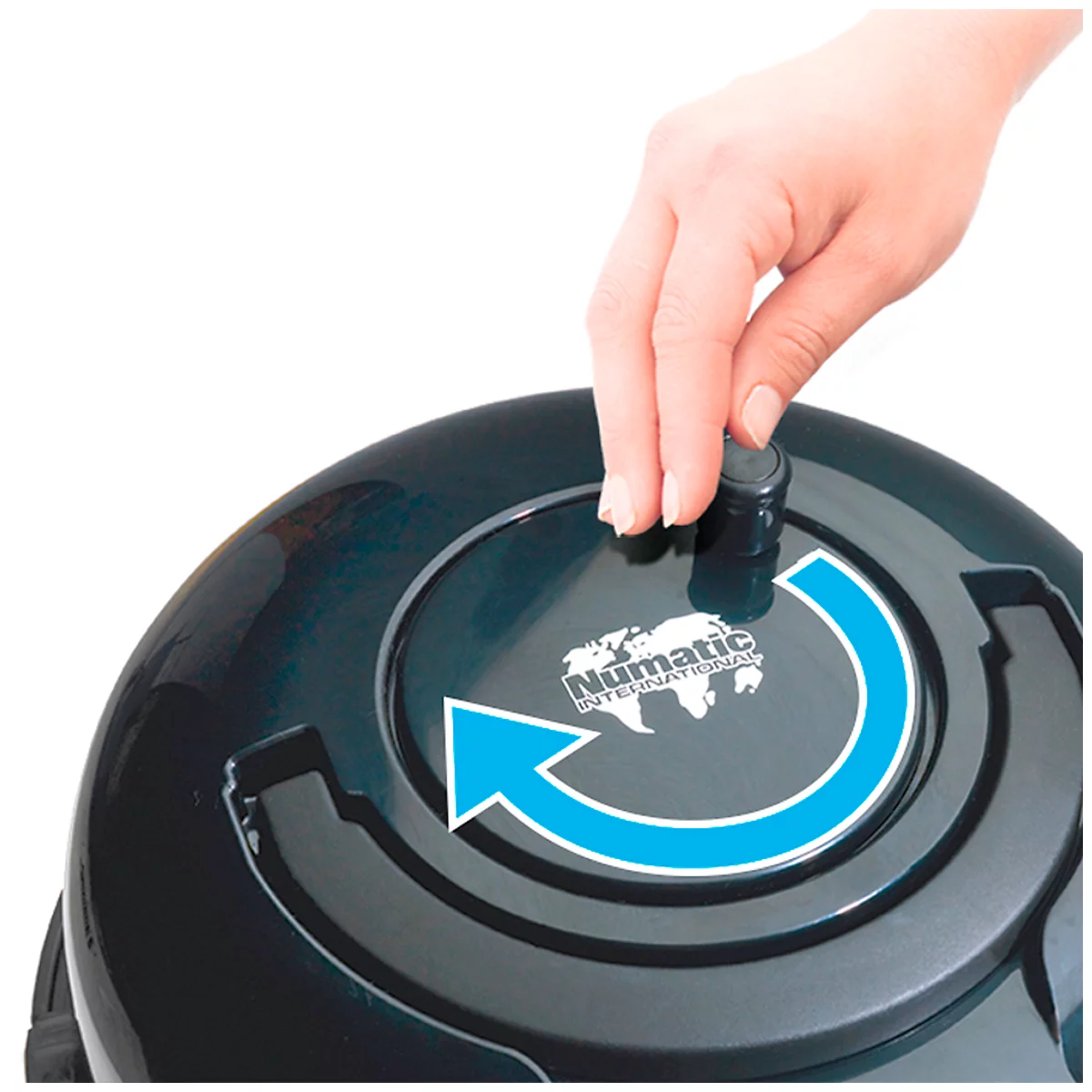 Aspirateur HENRY Allergy, 620 W, filtre en 3 étapes, volume 6 L, avec support à accessoires