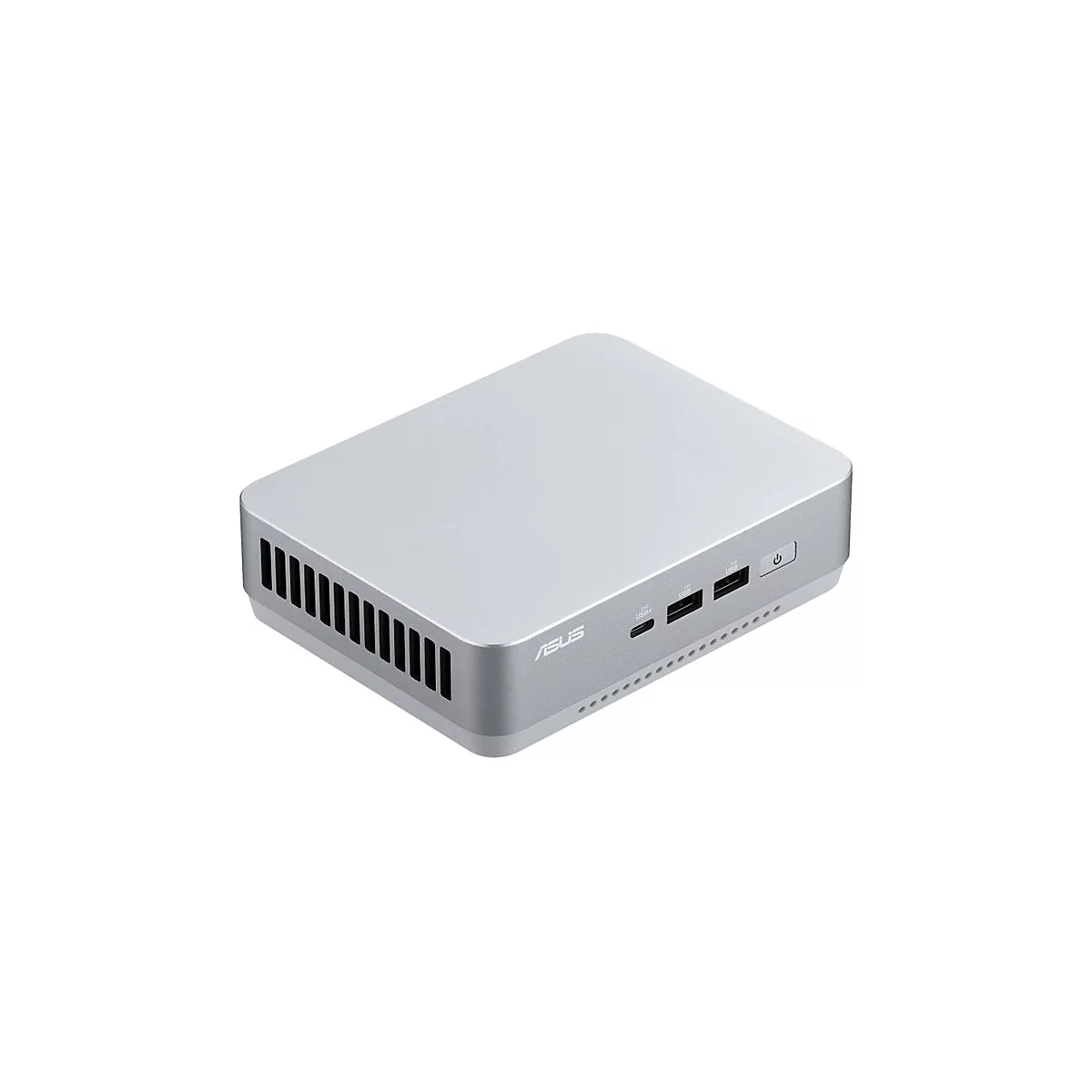 Silberfarbener Mini-PC von ASUS. Auf der Vorderseite befinden sich USB-Anschlüsse und ein Einschaltknopf.