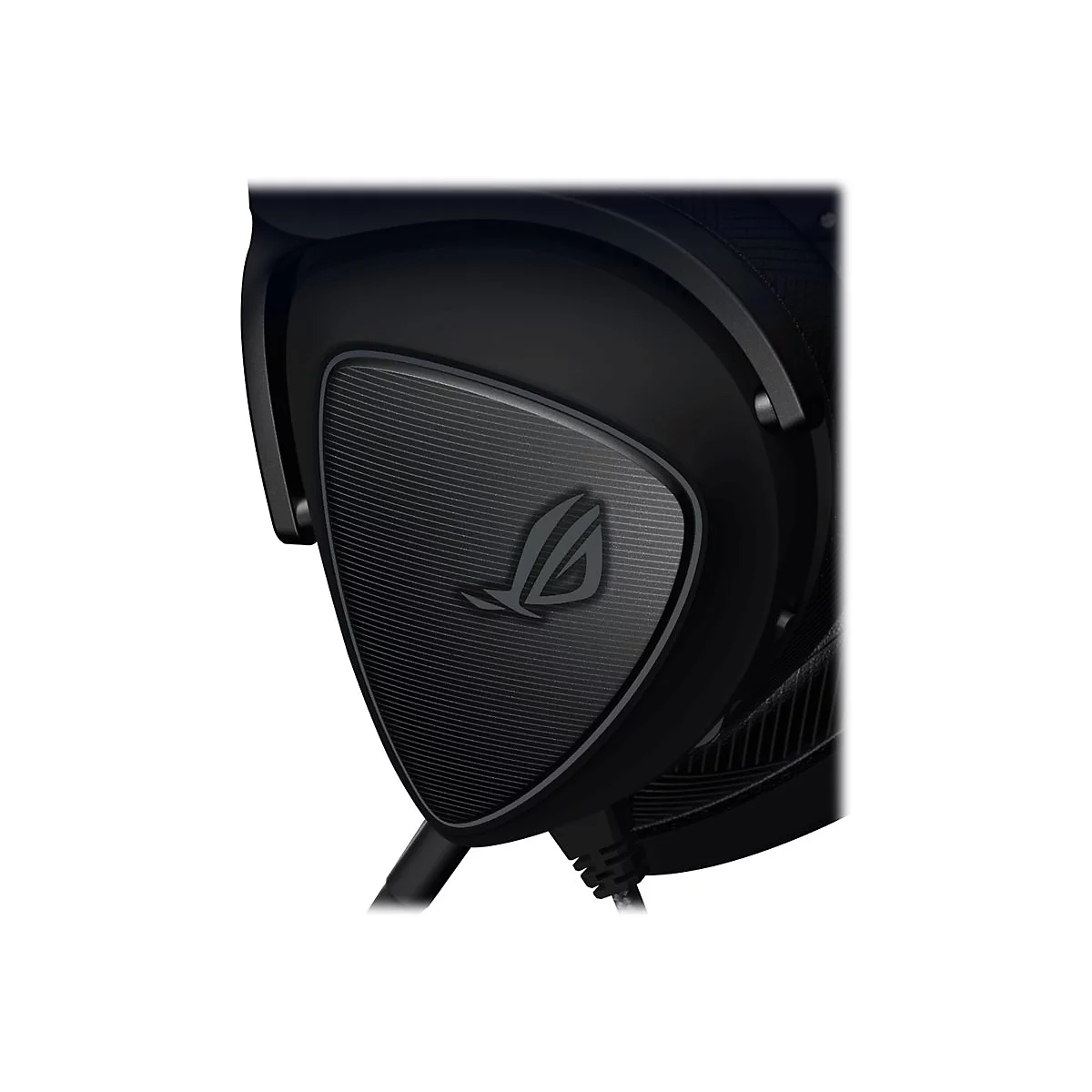 Nahaufnahme eines schwarzen Gaming-Headsets mit ROG-Logo. GehÃ¶rschale mit gerillter OberflÃ¤che und Logo.