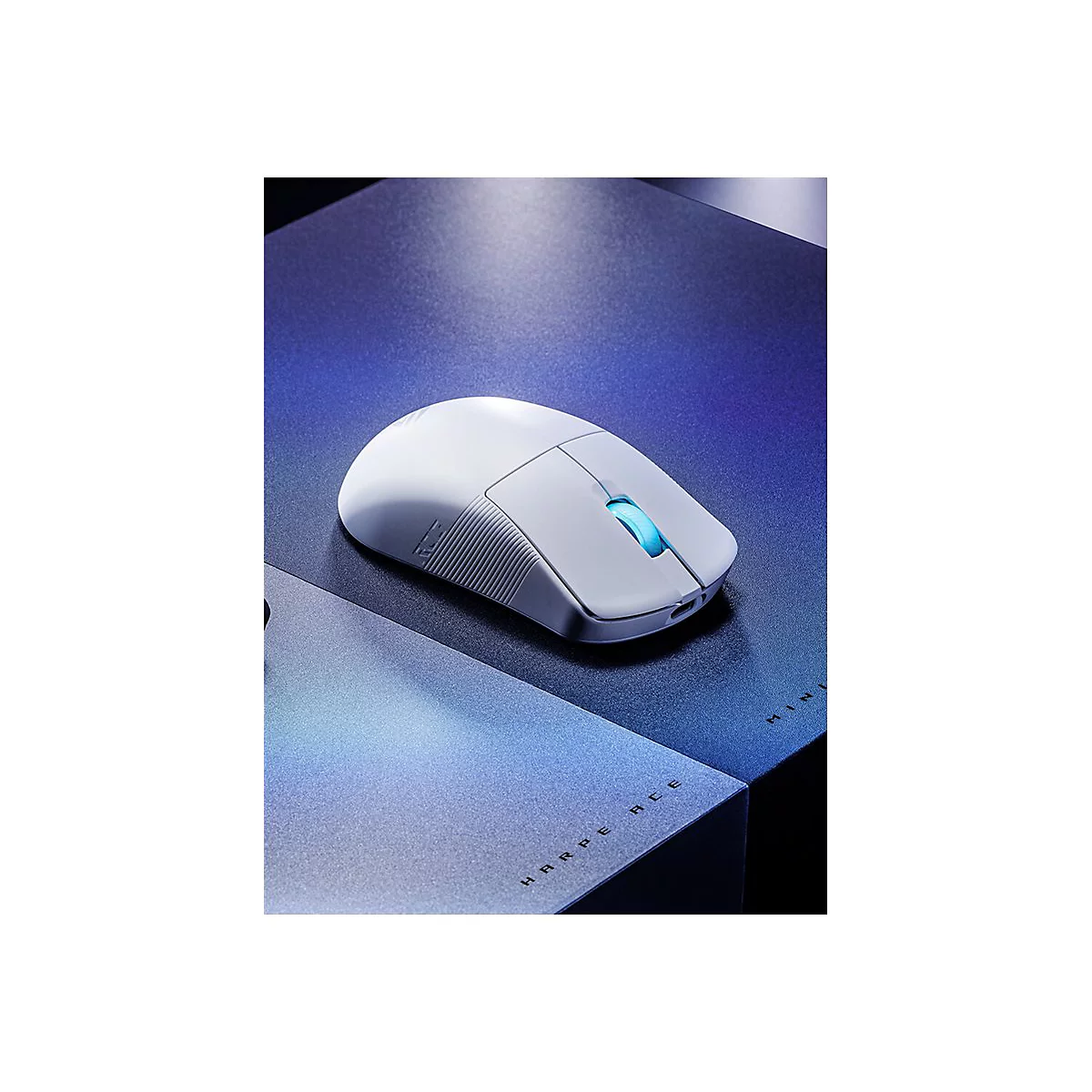 ASUS ROG Harpe Ace Mini - Maus - ergonomisch - rechts- und linkshändig - optisch - 5 Tasten