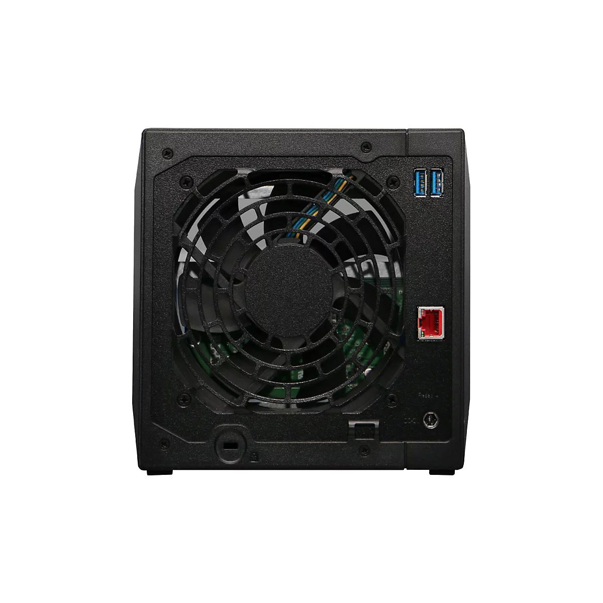 Schwarzes NAS-Gehäuse, Rückseite mit Lüfter, Anschlüssen und Ports. USB-Ports, Reset-Knopf und ein Ethernet-Anschluss sind sichtbar.