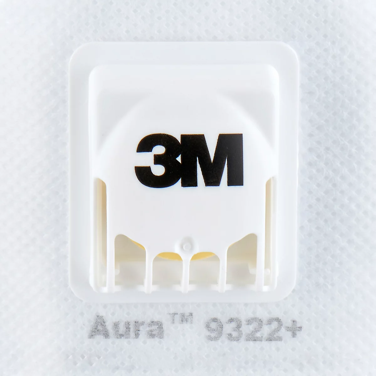 Weiße Atemschutzmaske der Marke 3M, Modell Aura 9322+.