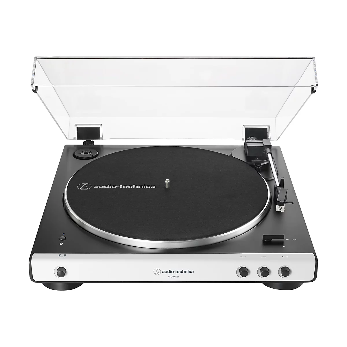 Schwarzer Plattenspieler mit klarer, hochgeklappter Abdeckung. Das Logo "audio-technica" ist sichtbar.