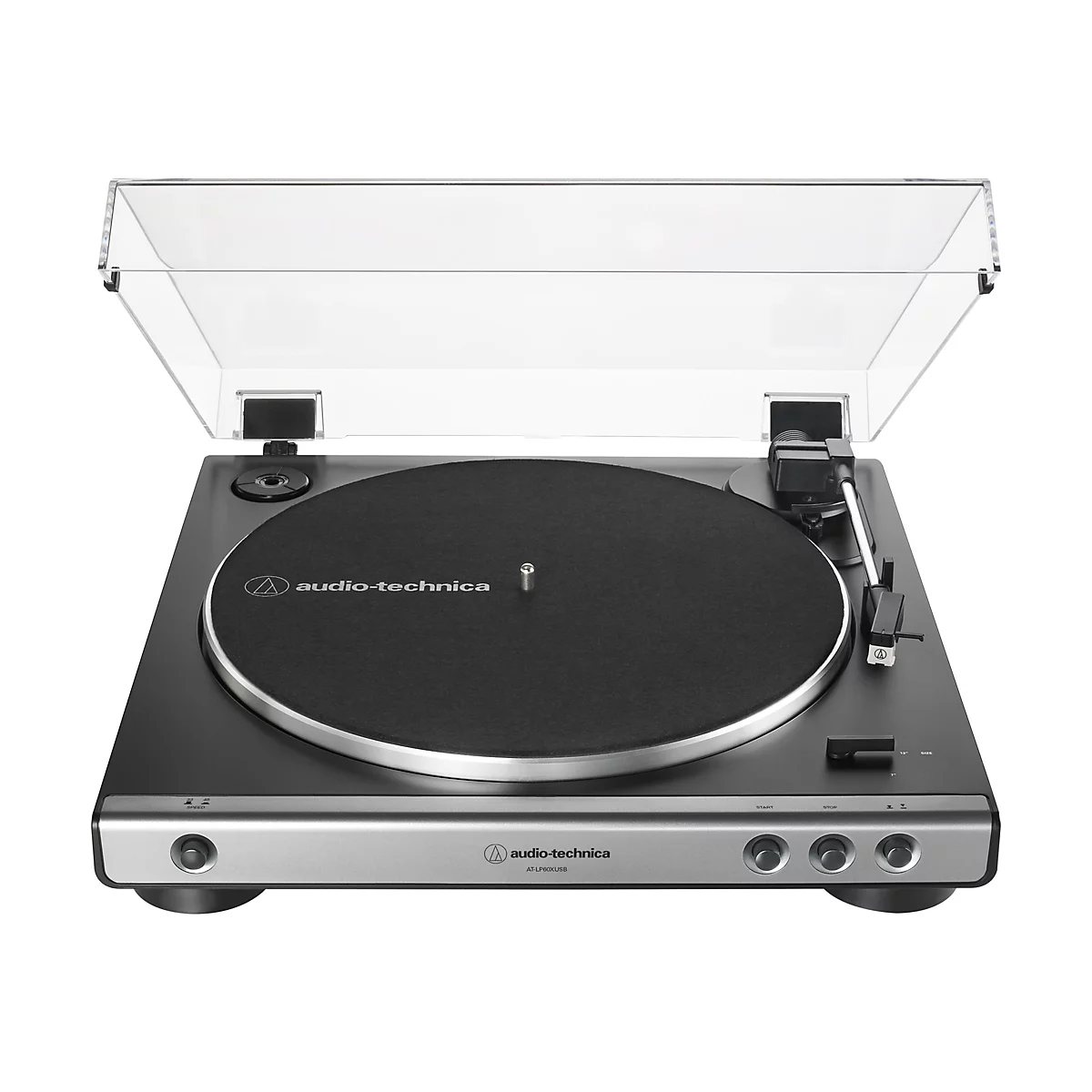 Audio-Technica Plattenspieler mit schwarzem Gehäuse und silberner Frontblende vor weißem Hintergrund.