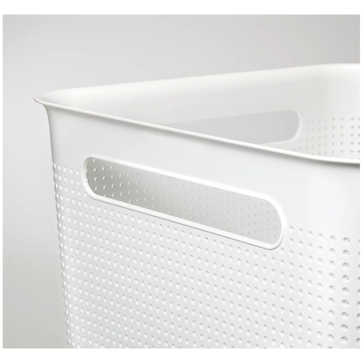 Aufbewahrungsbox Rotho BRISEN, Volumen 18 l, quadratisch, Lochstruktur, stapelbar, ohne Deckel, L 291 x B 291 x H 281 mm, Recycling-PP, weiss
