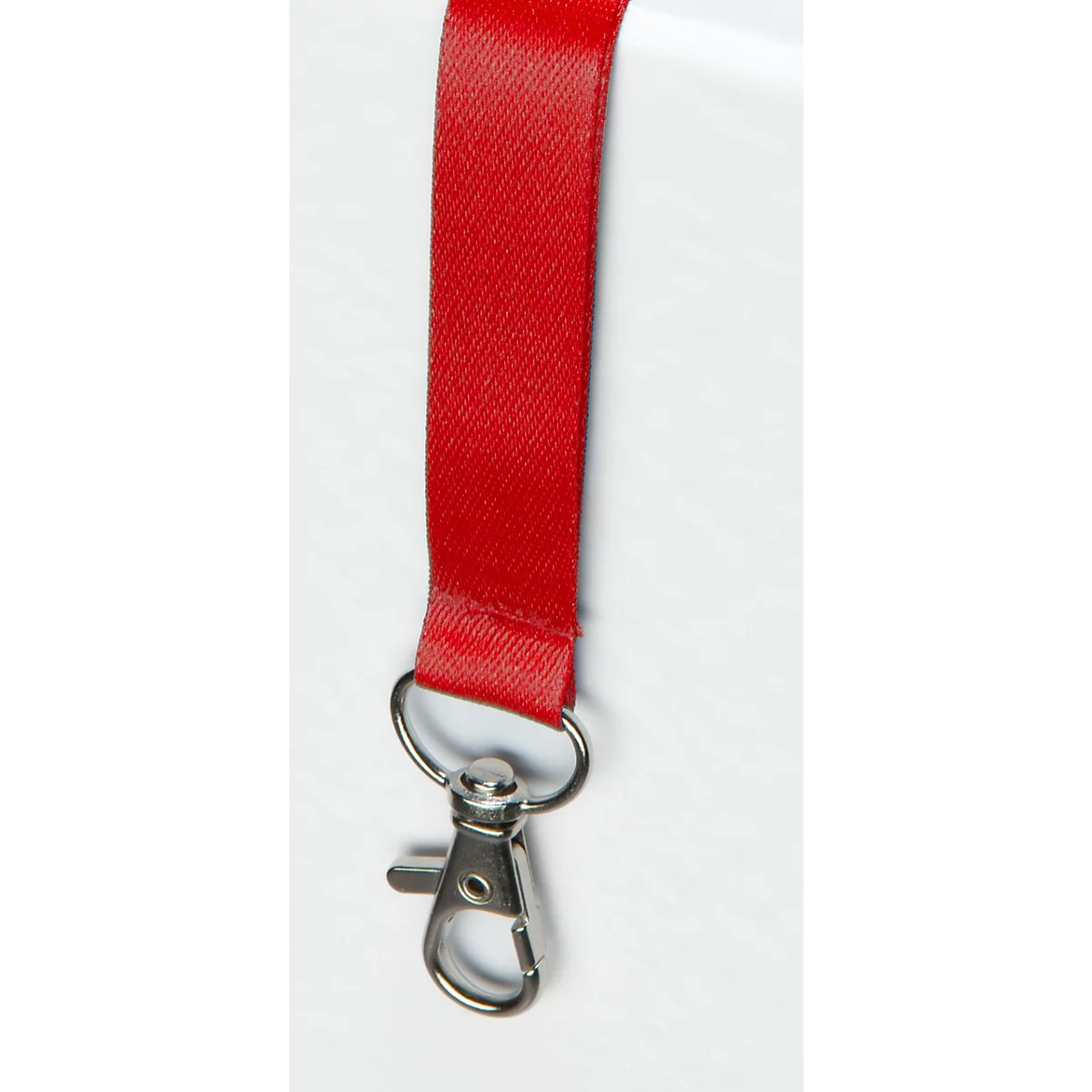 Rood satijnen koord met een metalen karabijnhaak. Tekst: Zacht materiaal, comfortabel om te dragen met satijnen finish.