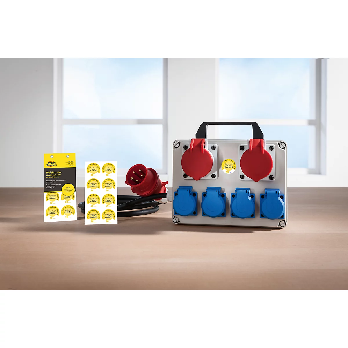 Avery Zweckform 7908 Prüfplaketten „DGUV Vorschrift 3“ 20__zum Selbereintragen, extrem robust, Ø 30 mm, 80 Stück/10 Bogen, Vinylfolie, gelb