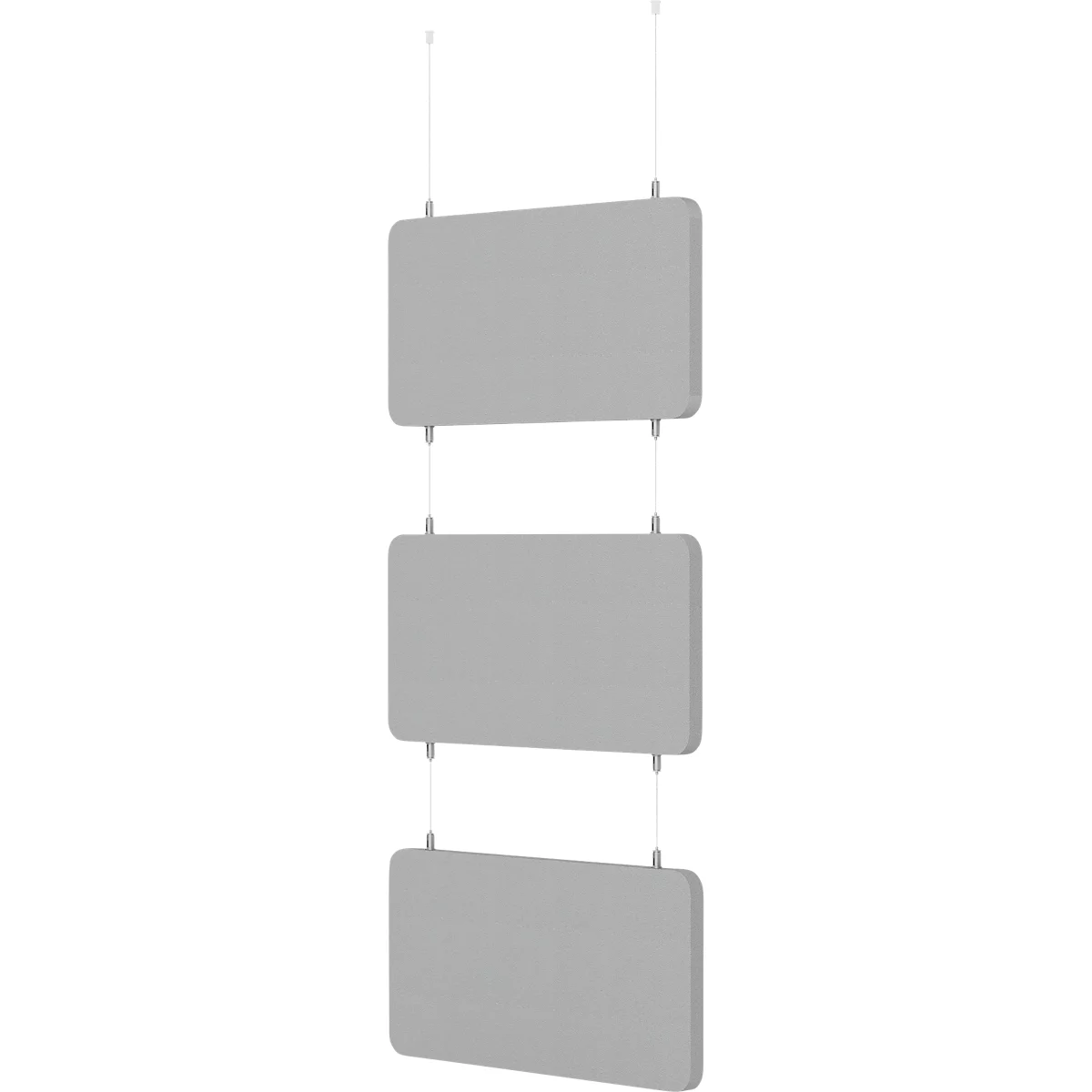 Trois panneaux rectangulaires gris suspendus à de fines cordes.