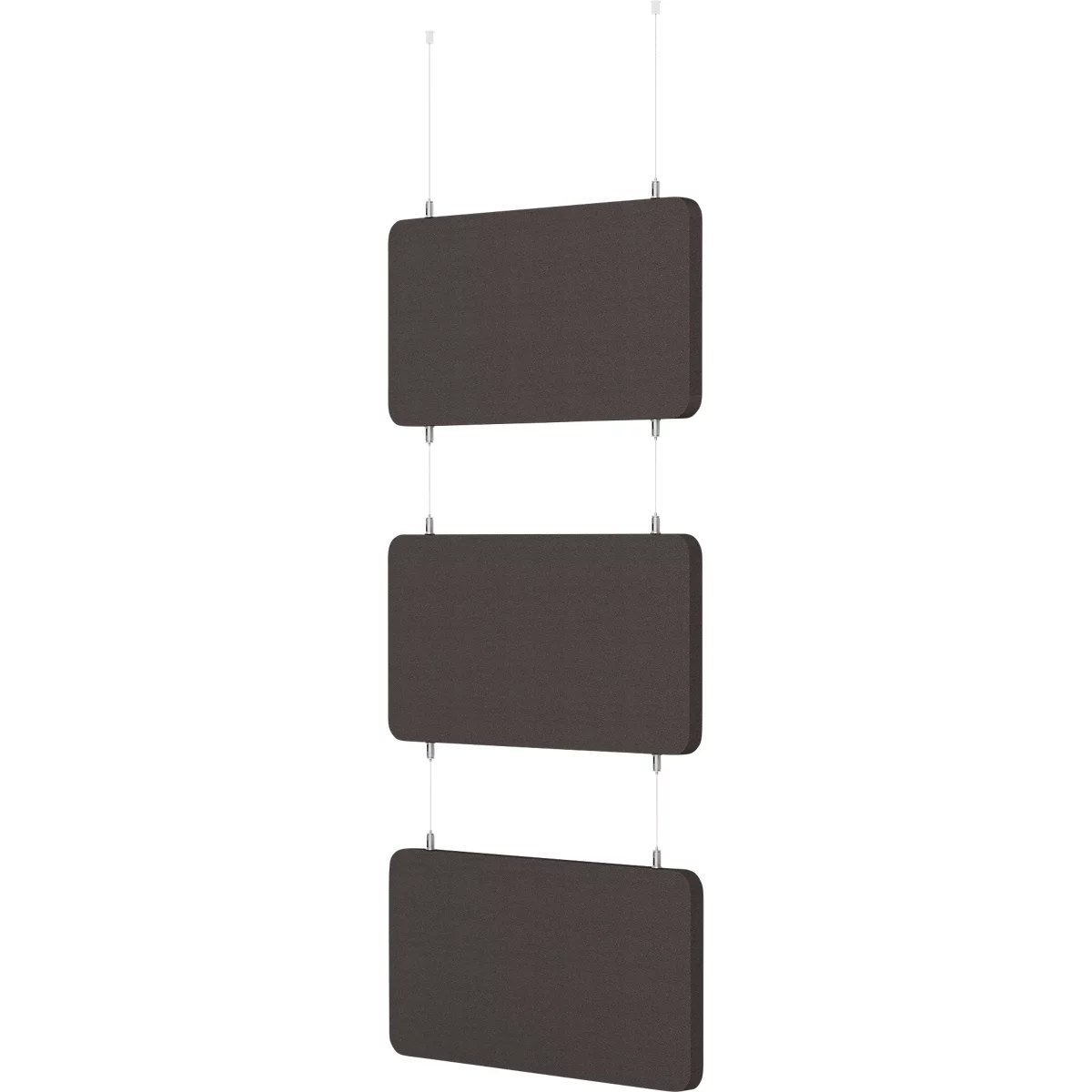 Trois panneaux rectangulaires gris sont suspendus à des cordes verticales fines. Les panneaux sont arrondis et légèrement inclinés.