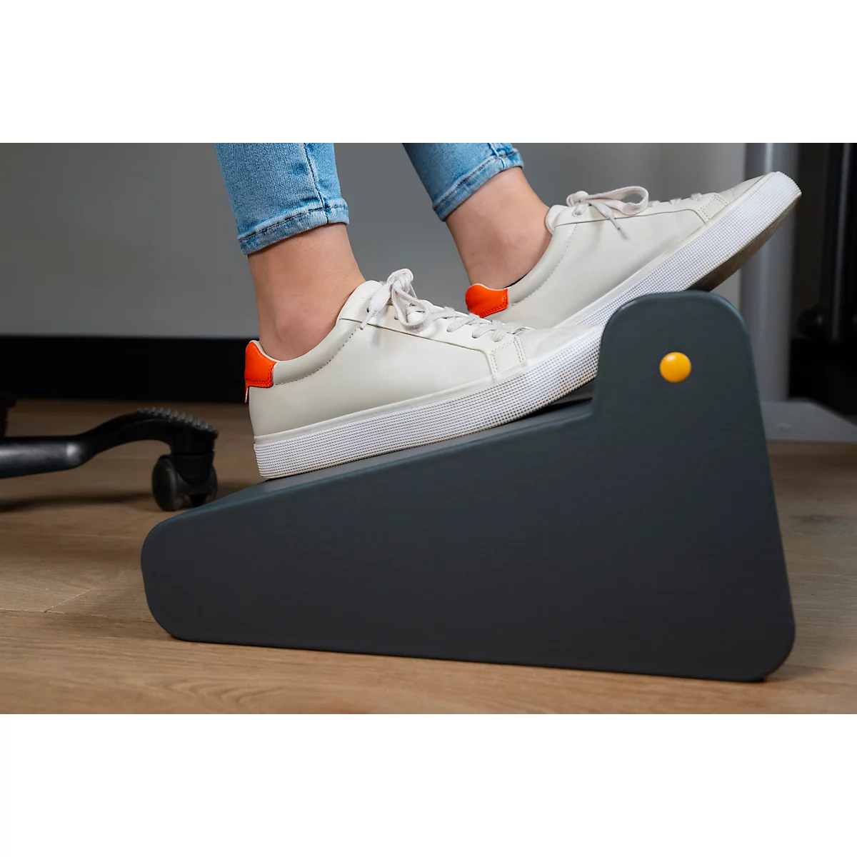 BakkerElkhuizen Fußstütze FootRest No.3, ergonomisch, geräuschlos, kippbar, 2 Höheneinstellungen, dunkelgrau