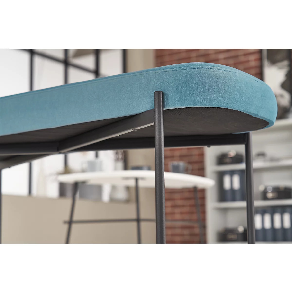 Banc meet® by Paperflow GAIA, ovale L, revêtement tissu vert, piètement 4 pieds noir mat, L 1180 x P 420 x H 455 mm
