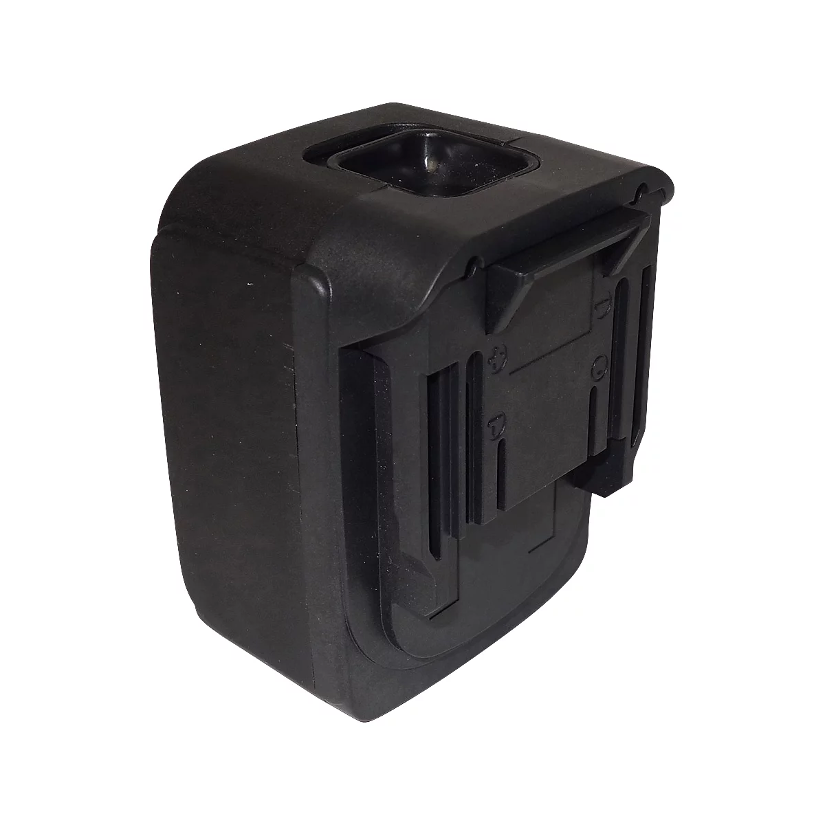 Pièce en plastique noir, probablement un support. Un renfoncement en haut, un support à l'avant.