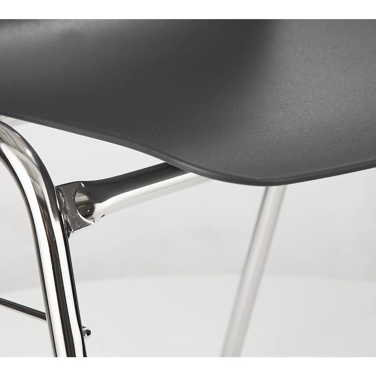 BAVARIA stapelstoel 71220-21, ergonomische zitvorm, ronde stalen buis, vlamvertragend, B 500 x D 550 x H 860 mm, leigrijs/chroom