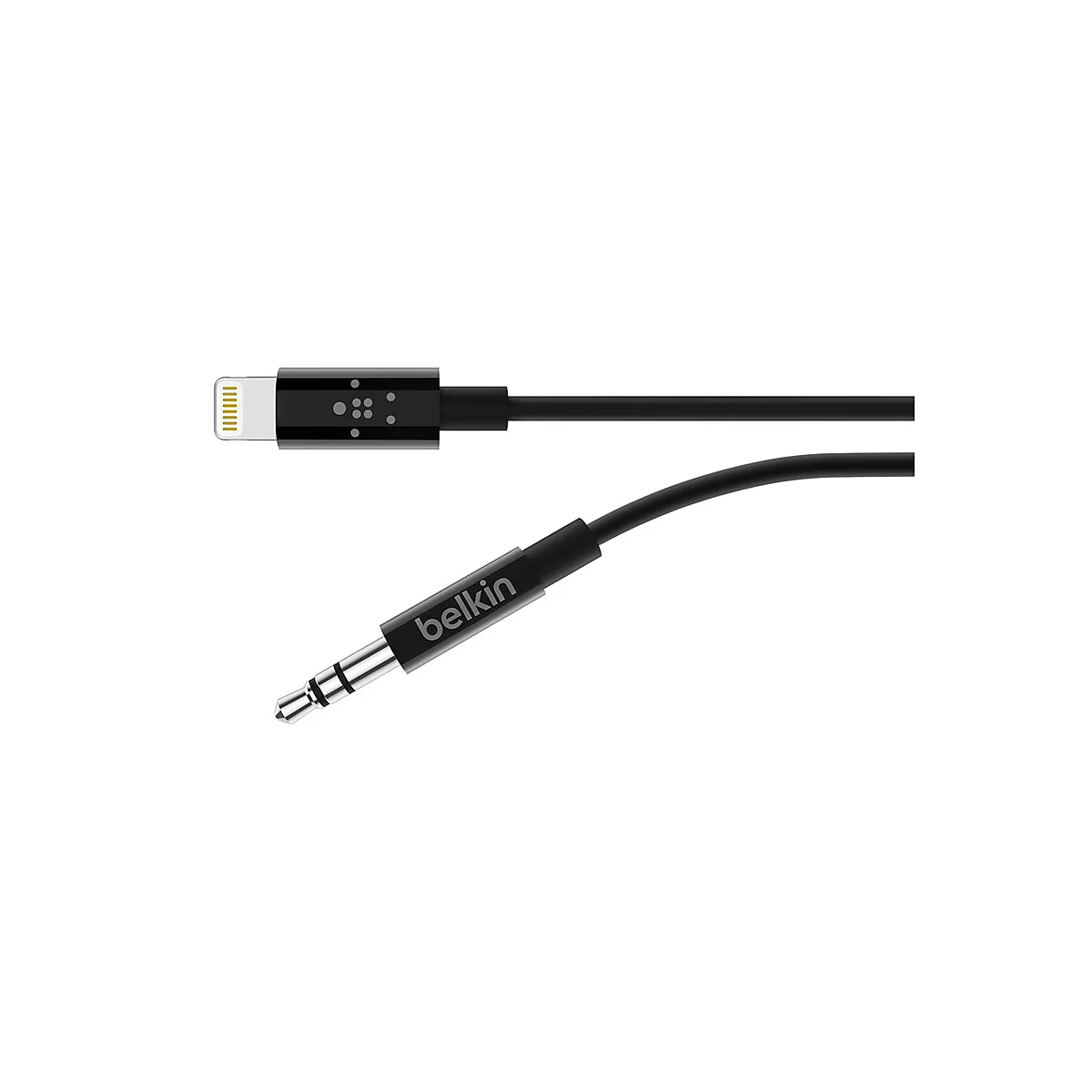 Câble Belkin noir avec connecteur Lightning et jack 3,5 mm, sur fond blanc.