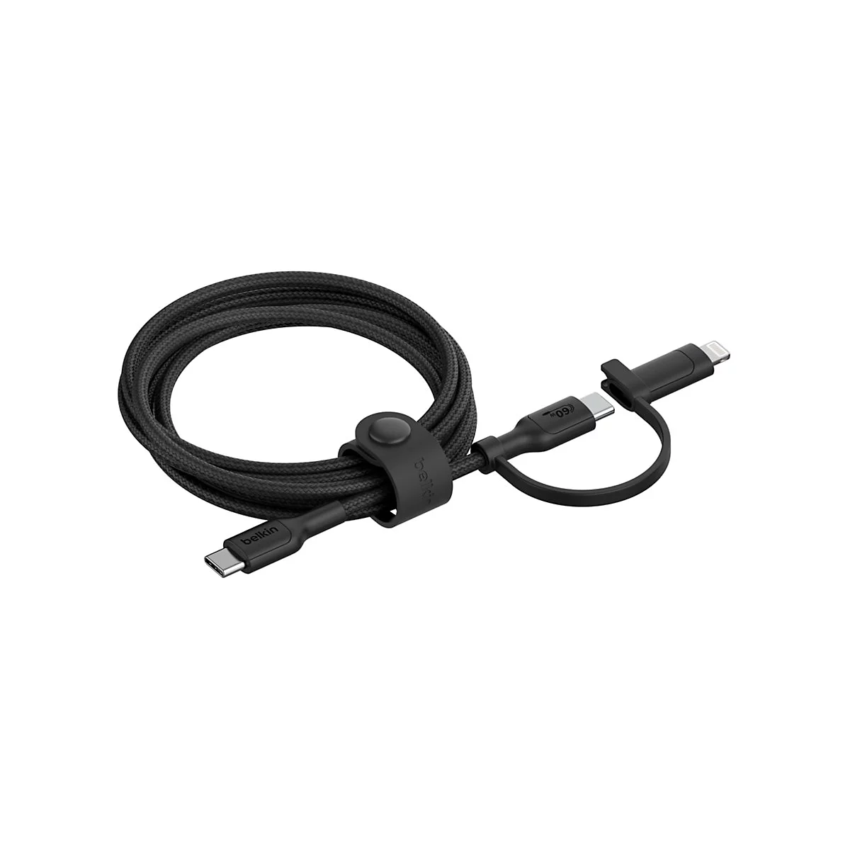 Câble de chargement noir, enroulé et avec le logo Belkin, avec connecteurs USB-C et Lightning. Câble de 60W.