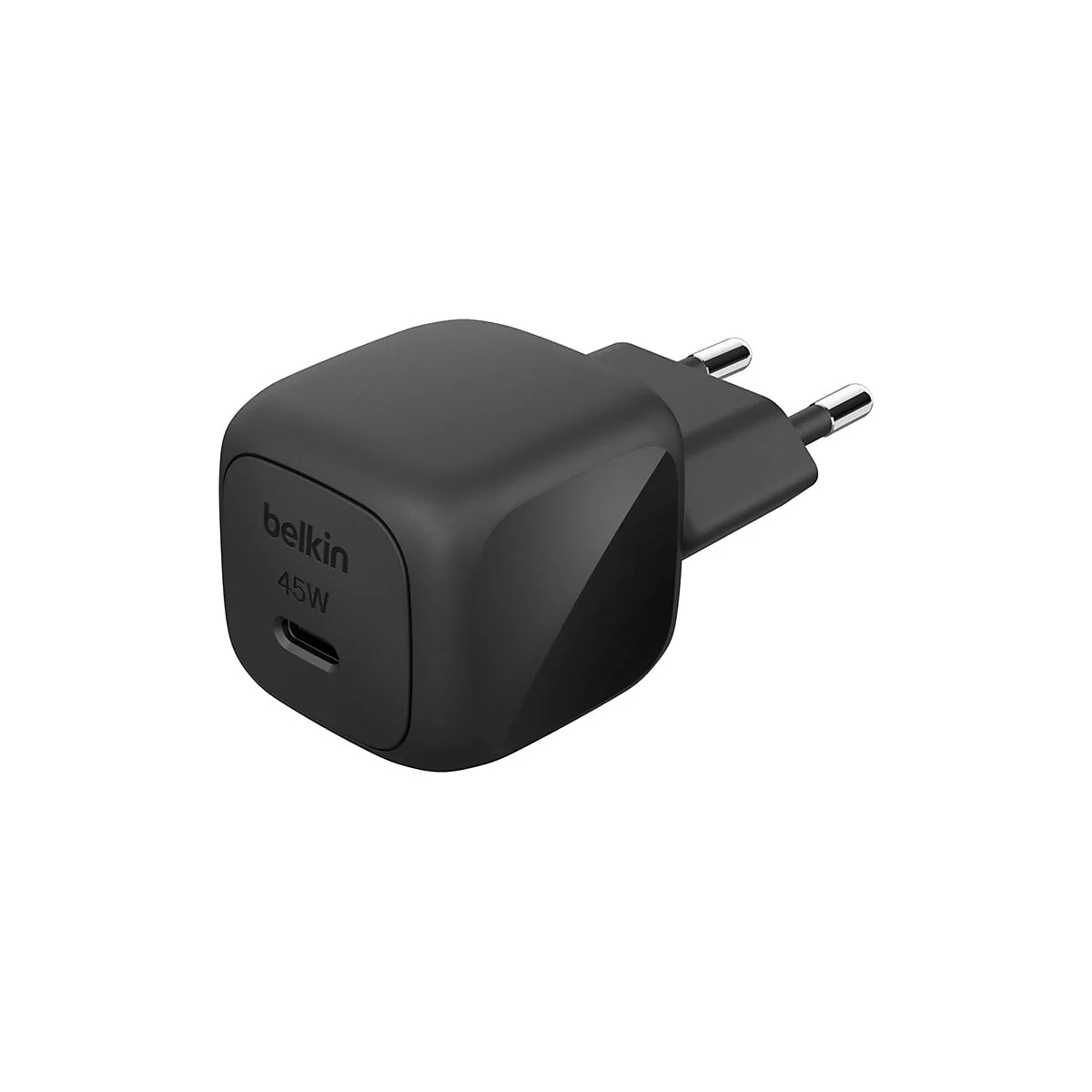 Schwarzes Belkin Ladegerät. Aufschrift: Belkin 45W, USB-C-Anschluss, Eurostecker.