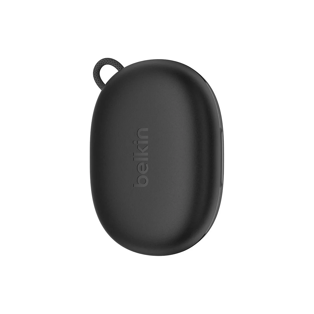 Étui noir et ovale pour écouteurs Belkin avec lettrage Belkin. Petite boucle en haut.