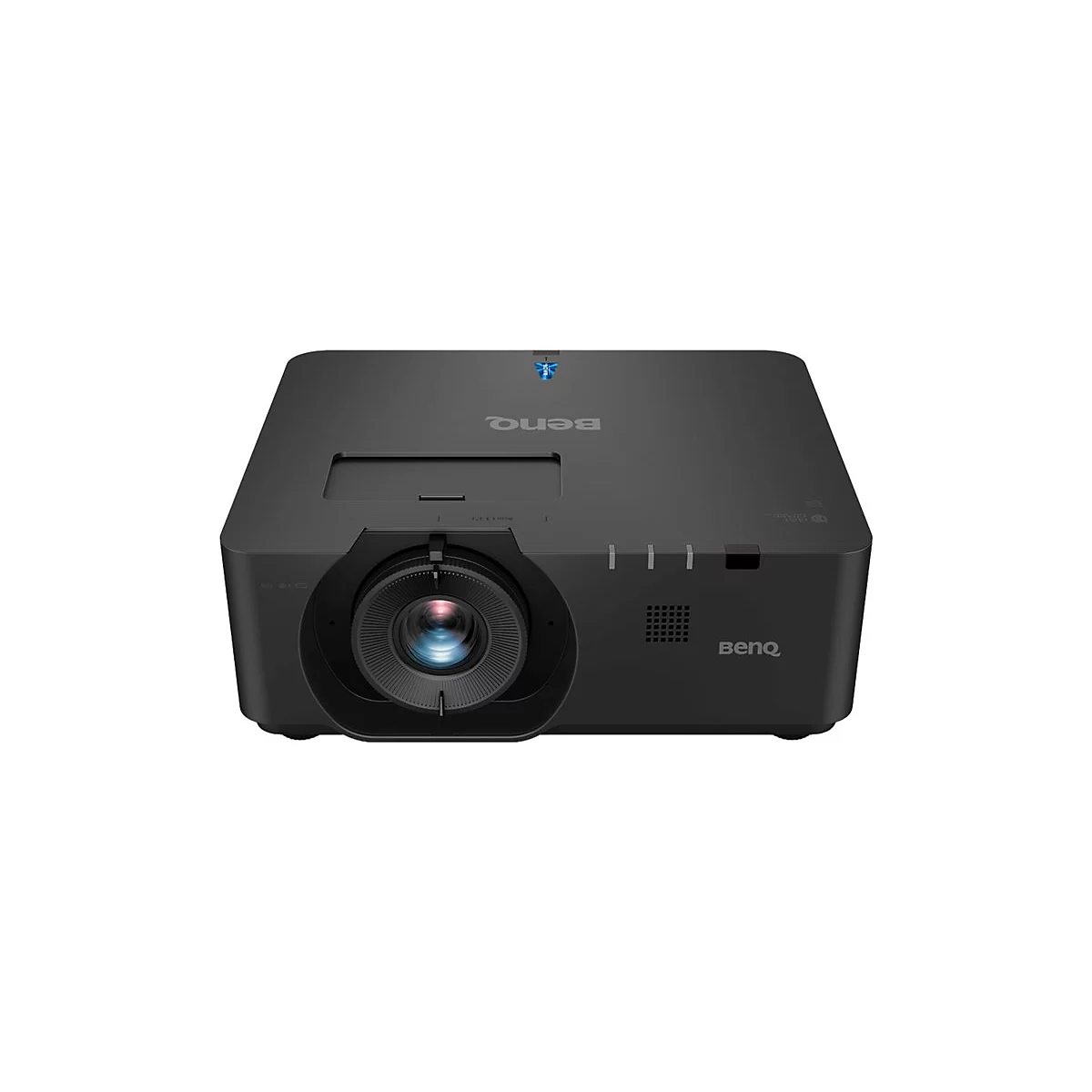 Schwarzer BenQ Projektor, Objektiv im Fokus, BenQ Logo rechts unten.