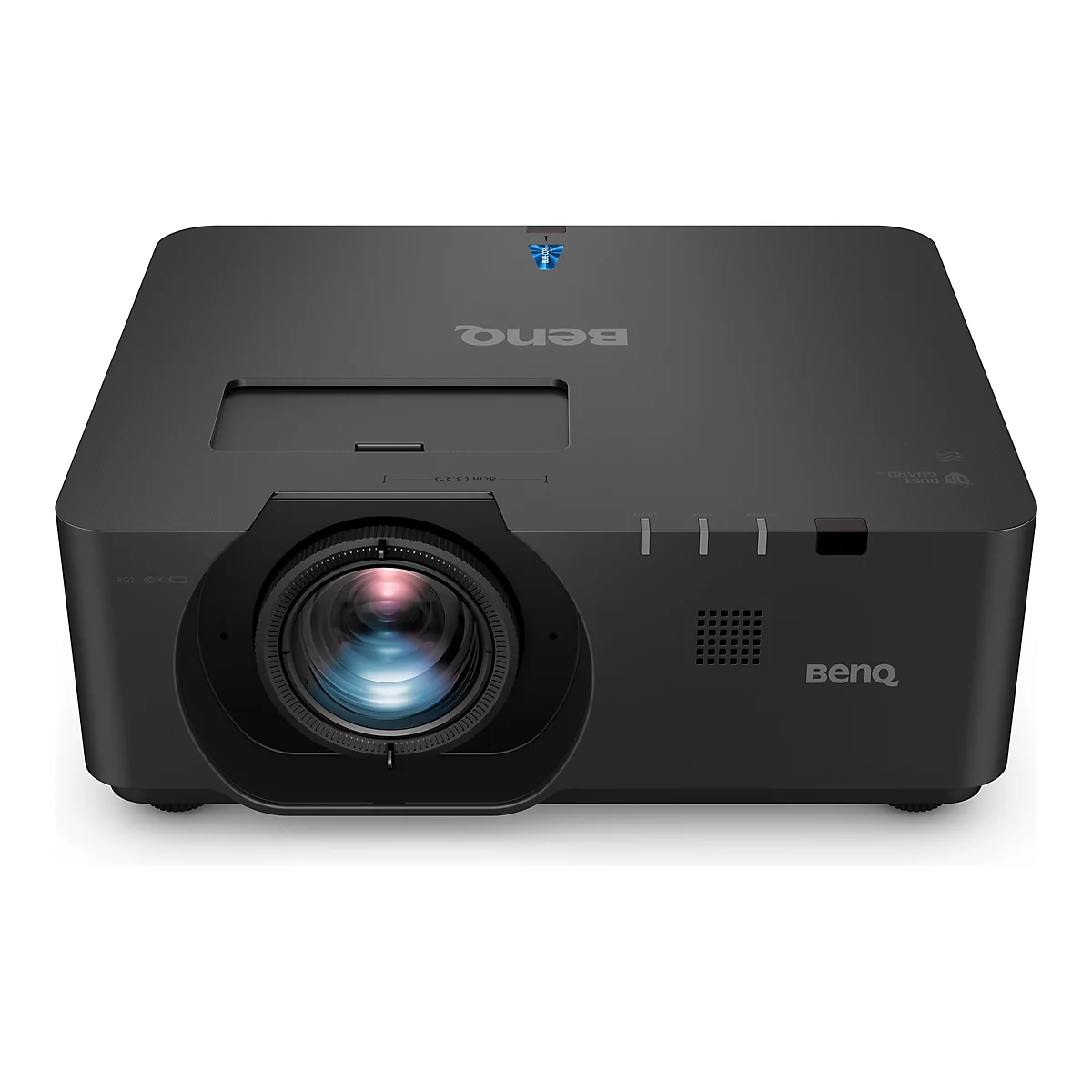 Schwarzer BenQ Projektor mit Objektiv, Logos und technischen Details, perspektivische Aufnahme.