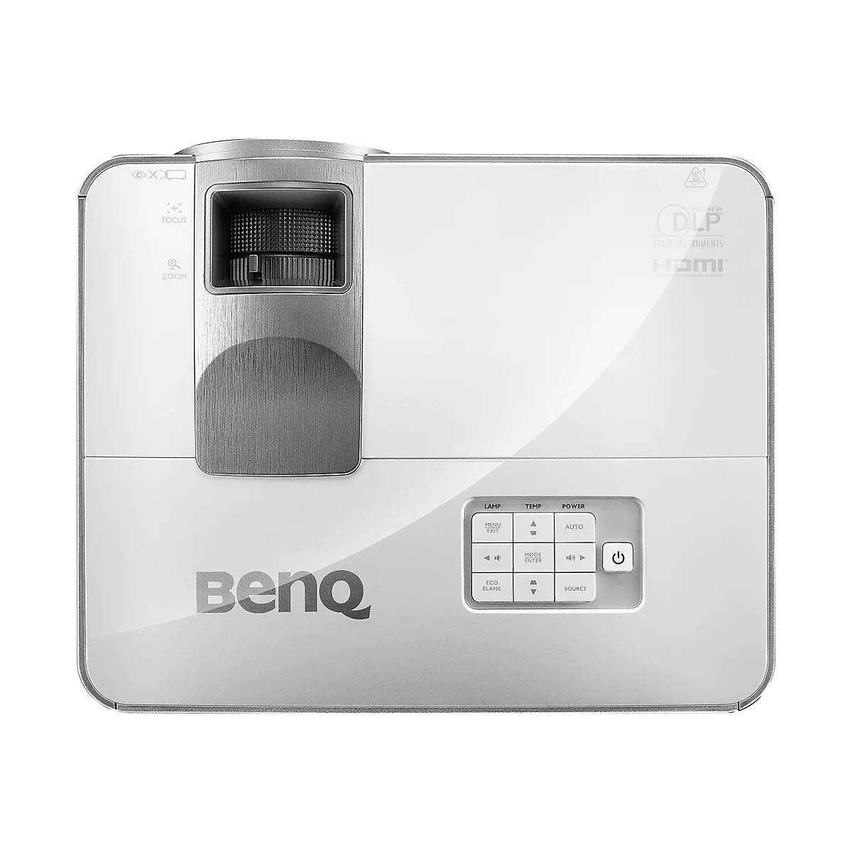 Grauer BenQ-Projektor. Oben links befinden sich Focus- und Zoom-Einstellungen. Rechts befindet sich eine Bedienfeld mit den Funktionen Lamp, Temp und Power. HDMI-Logo.