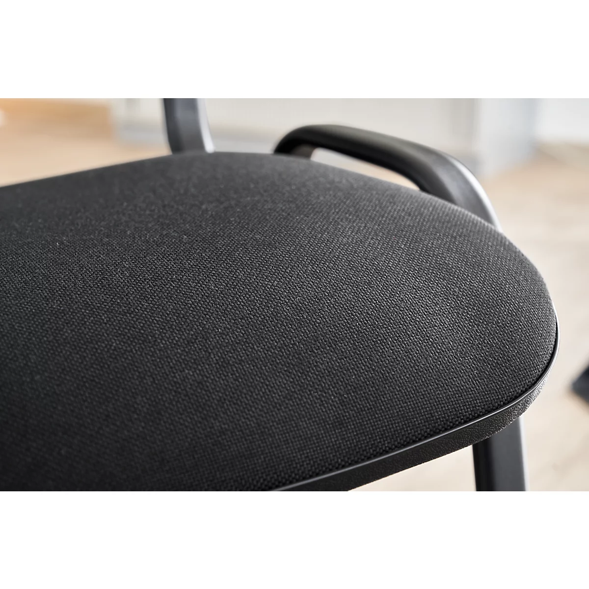 Besucherstuhl ISO Basic – stapelbar - Gestell schwarz - blau