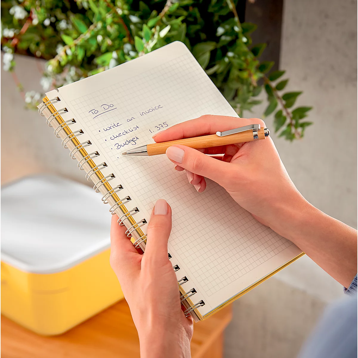 Bloc-notes Leitz Cosy, DIN B5, quadrillé, reliure spirale, papier 100 g/m², 80 feuilles, jaune