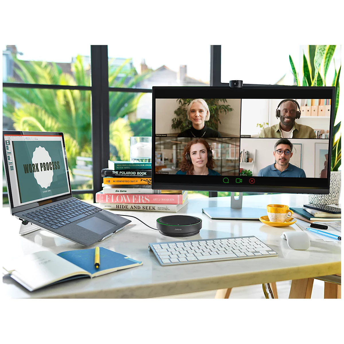 Bluetooth Freisprecheinrichtung Jabra SPEAK2 75, tragbar, bis 4 Teilnehmer, bis 30 m, bis 32 h, 4 Mikrofone, USB-A/USB-C, optimiert für Microsoft Teams, dunkelgrau