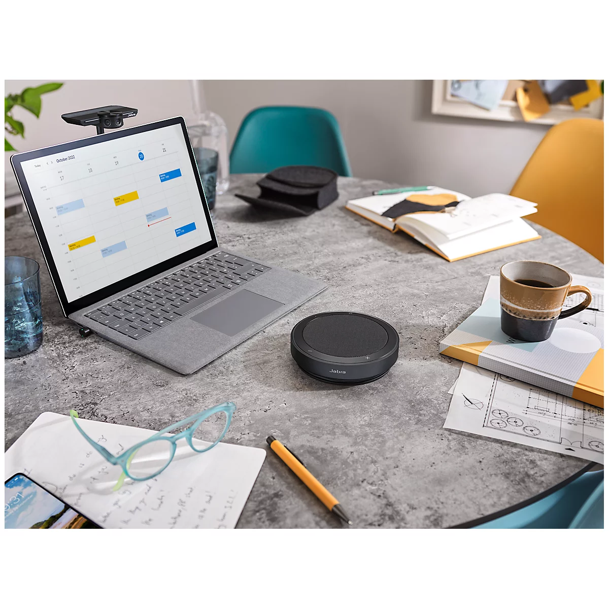 Bluetooth Freisprecheinrichtung Jabra SPEAK2 75, tragbar, bis 4 Teilnehmer, bis 30 m, bis 32 h, 4 Mikrofone, USB-A/USB-C, UC-optimiert, dunkelgrau