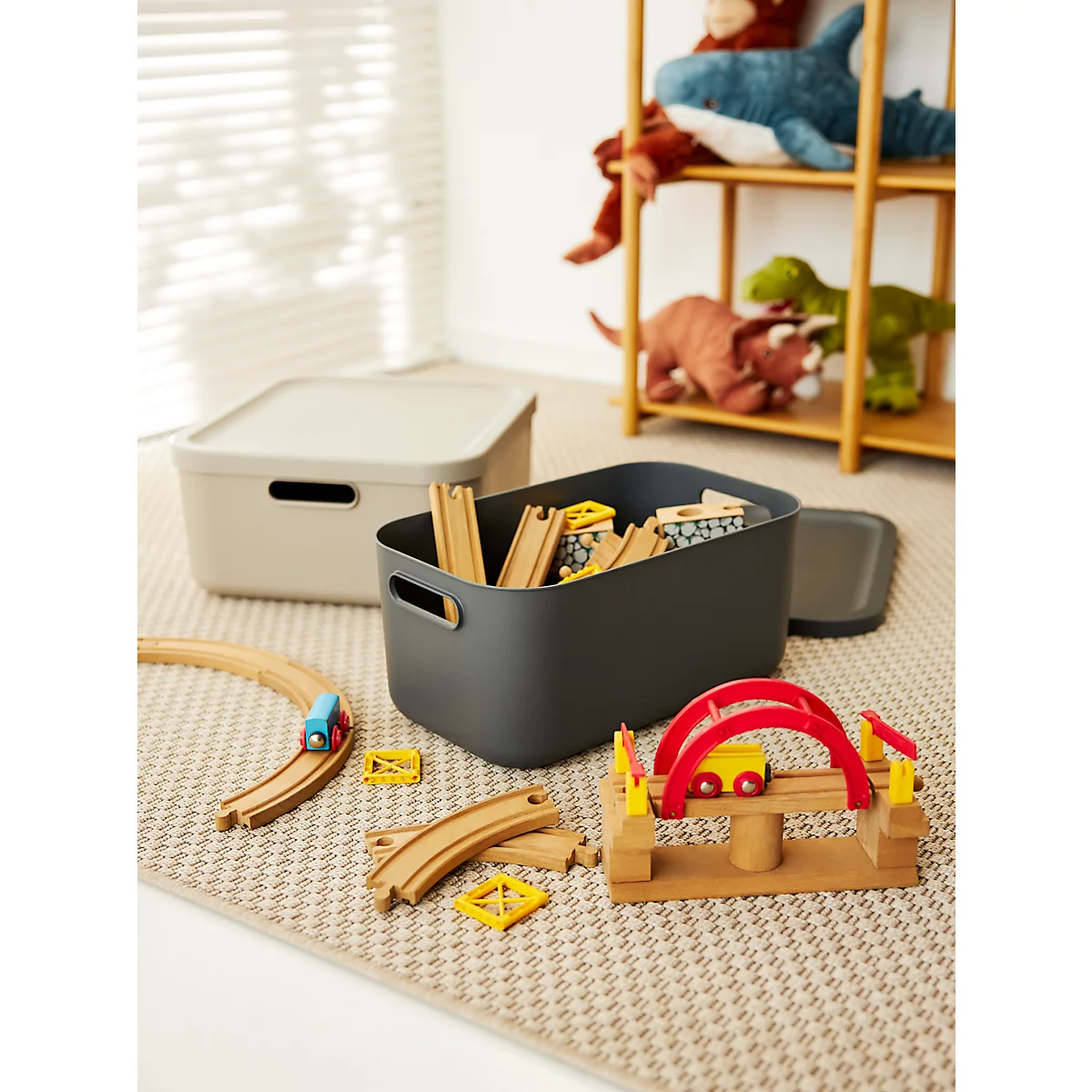 Boîte de transport Rotho Albula, volume 12 l, empilable, avec couvercle amovible et trous de préhension, L 395 x l 235 x H 177 mm, plastique recyclé, anthracite