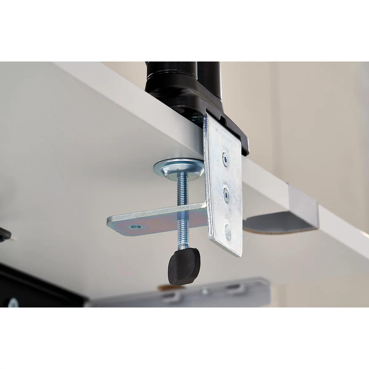 Brazo para monitor Schäfer Shop Select MX8-124, para 2 pantallas de hasta 32″ y hasta 8 kg, inclinable/giratorio/giratorio, regulable en altura, guía de cables, VESA, abrazadera de mesa.