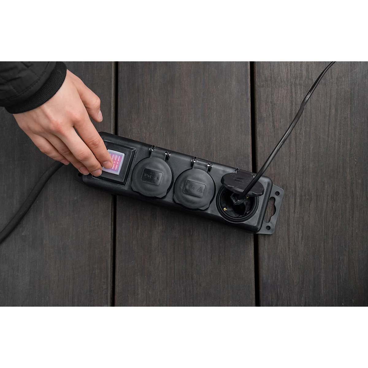 Brennenstuhl buitencontactdoosstrook, 3-voudig, met schakelaar, 2 m kabel, zelfsluitende afdekking, IP44, L 60 x B 340 x D 115 mm, zwart