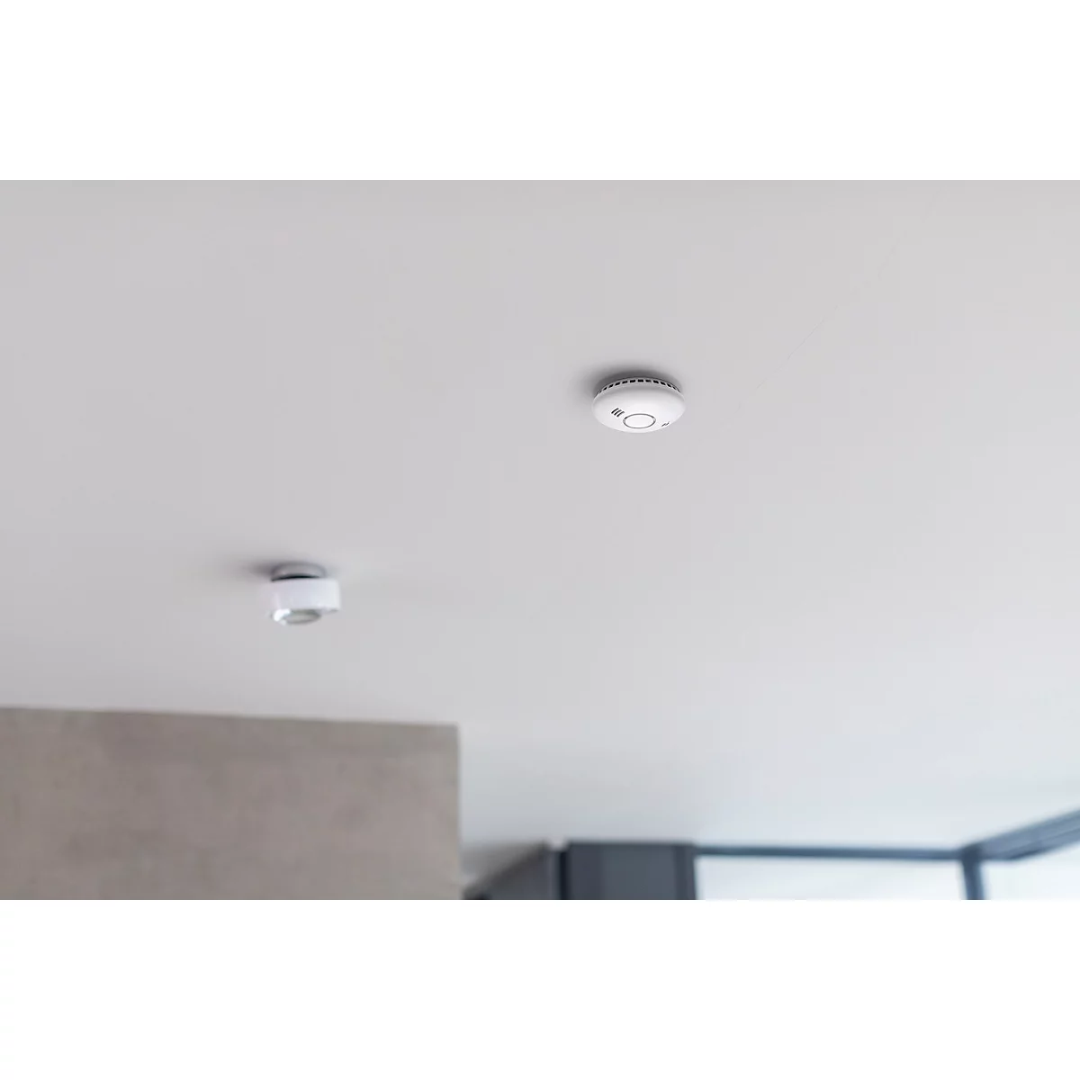 Brennenstuhl Connect WRHM0 Rauch- und Hitzewarnmelder, 2,4-GHz Wi-Fi, App-Benachrichtigung, 85 dB, EN 14604, inkl. Batterien