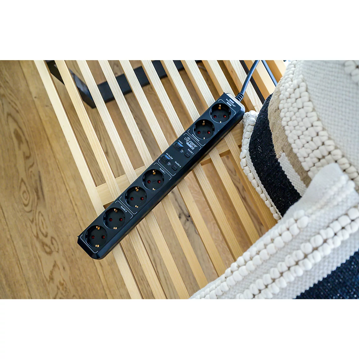 Brennenstuhl Eco-Line WiFi-Steckdosenleiste 6-fach, 2 x 2 schaltbare Steckdosen, 2 Permanent-Steckdosen, App- und Sprachsteuerung, 1,5 m Kabel, L 450 x B 50 x T 100 mm, schwarz
