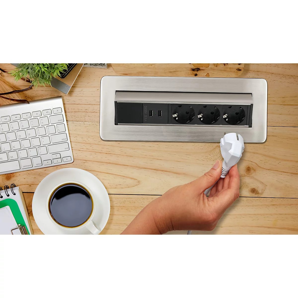 Brennenstuhl Indesk Power USB-lader, 3 stopcontacten met aardingscontact, 2 USB-laadcontactdozen, inschuifbaar, 2 m kabel, zilver/zwart